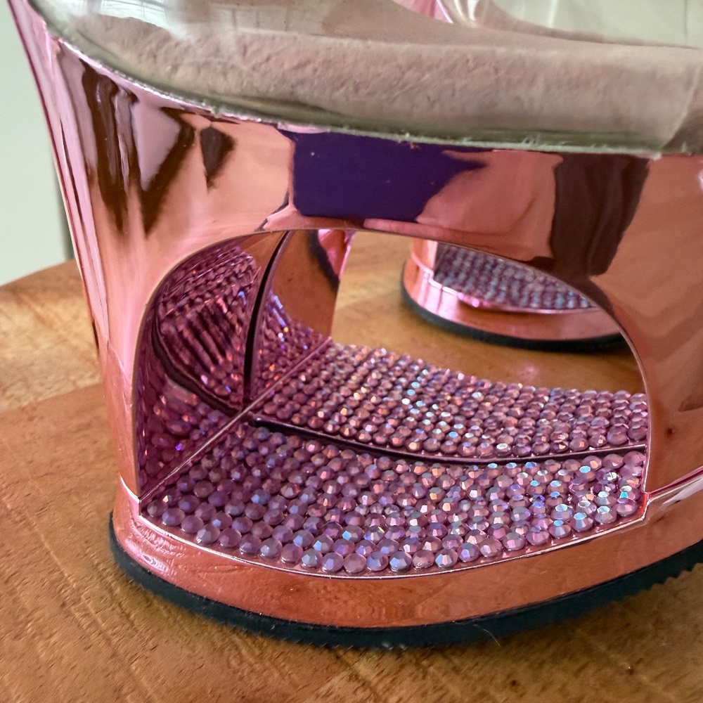 New - No Box - Pleaser Sparkling Chrome Pink Platform Heels - Size 5 - Picture 2 of 6
